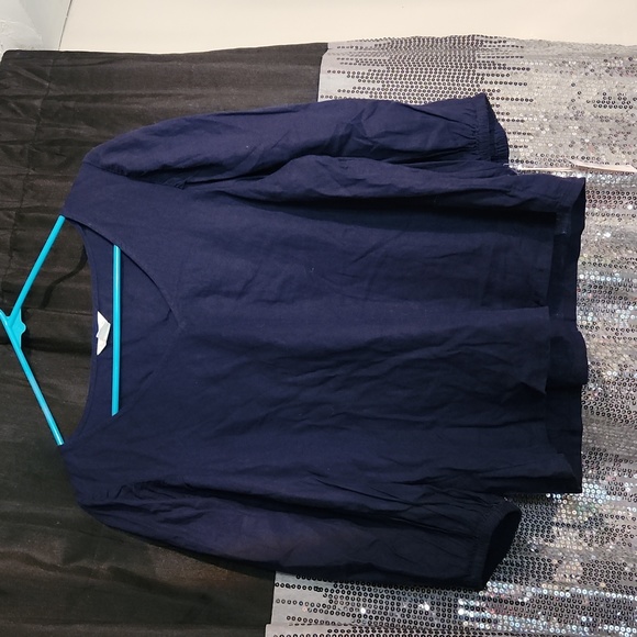 ⚫️NWT CASLON V NECK - Picture 1 of 2